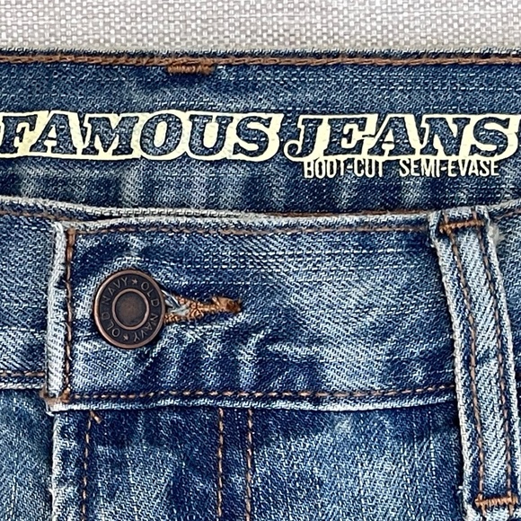 Old Navy Men's Boot Cut Semi Evase Famous Jeans Size 36x30 - Picture 2 of 7